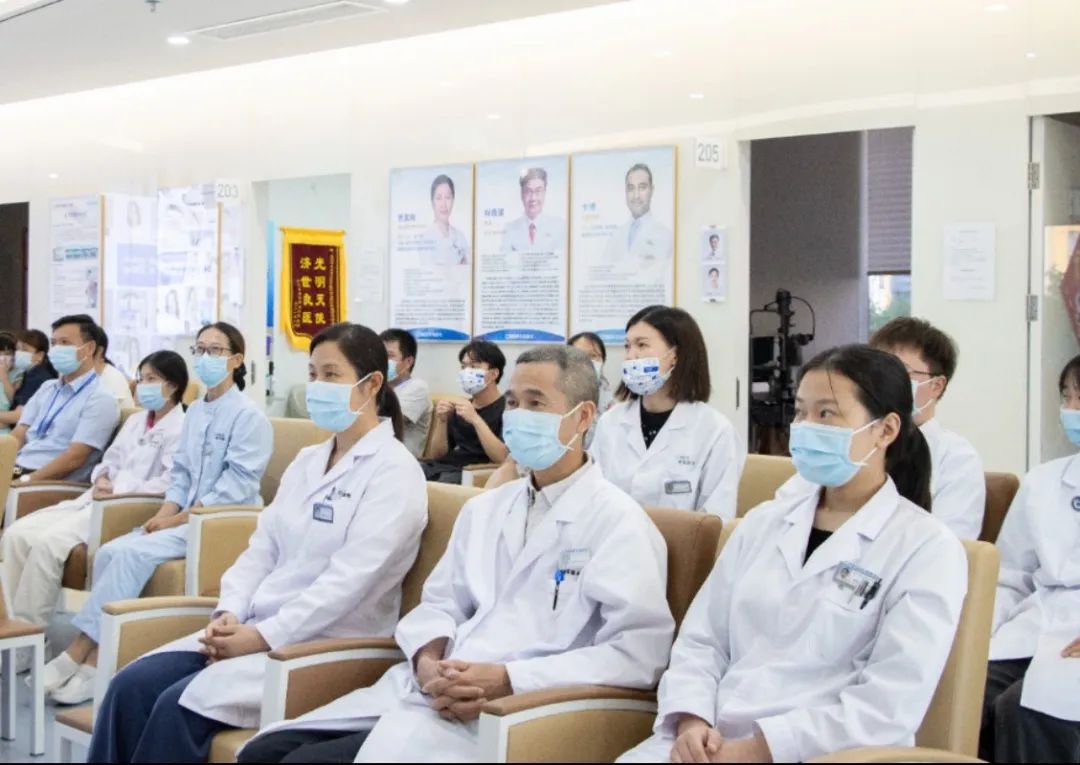 医心向党 踔厉奋进——惠州希玛眼科医院开展医师节庆祝活动